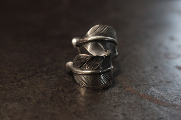 FCE-11 feather hoop stud
