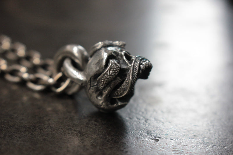 FCT-127 snake rolled skull top