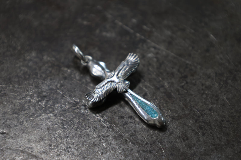 SE-1564 clover cross w eagle/tip turquoise