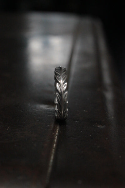 FCR-18 月桂樹(laurel)ring