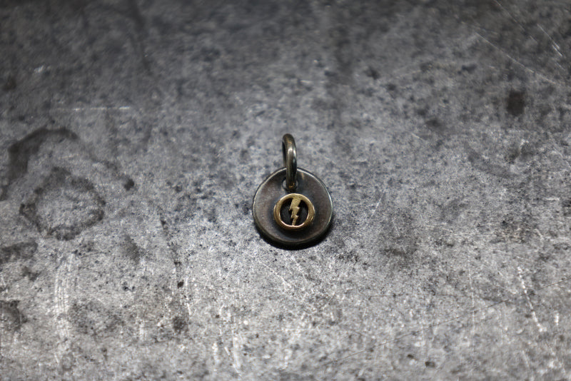 FCT-193 small lightning logo metal