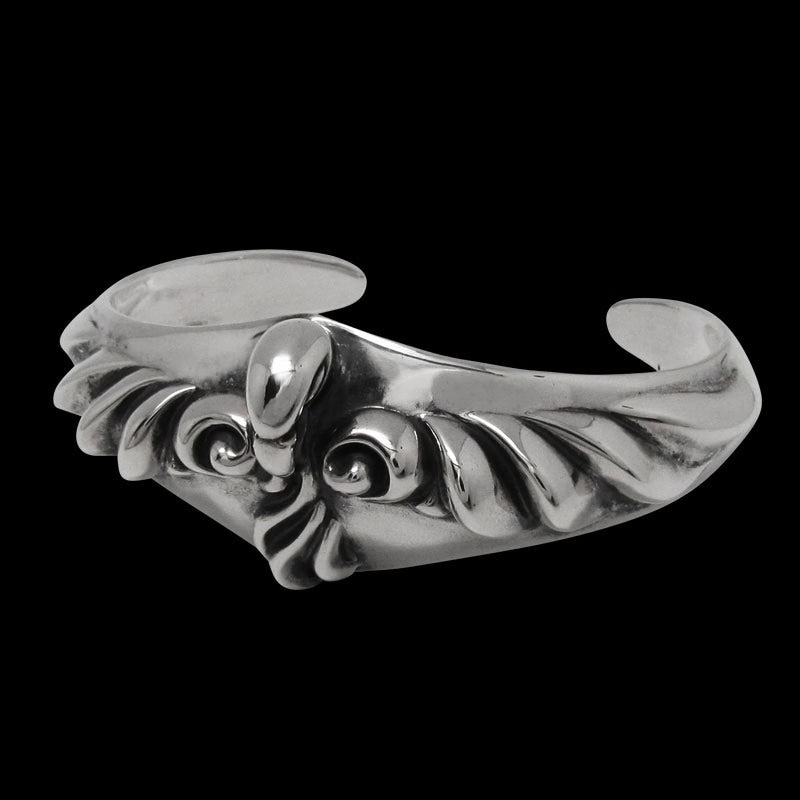 Spread Eagle Cuff