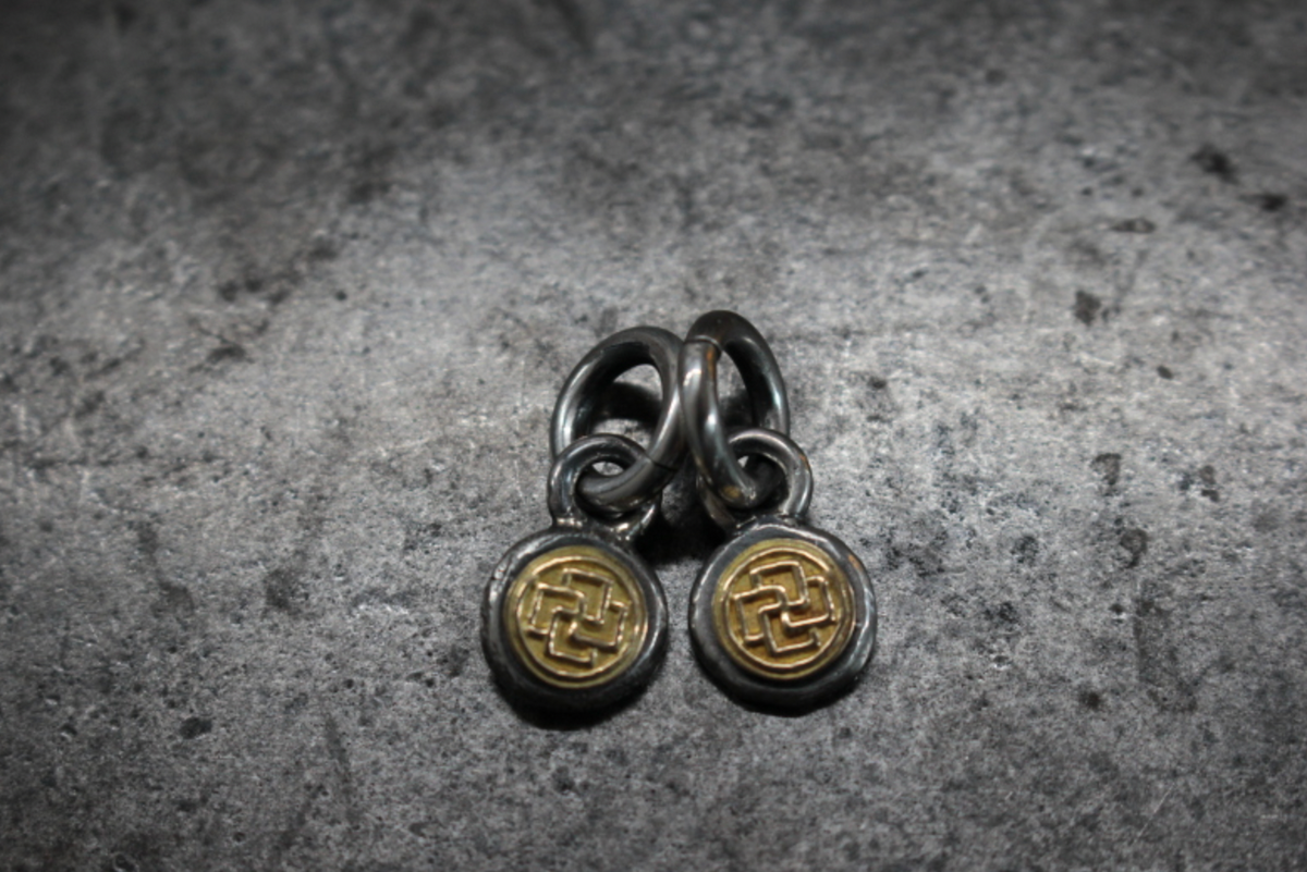 FCT-110 K18 circle luck cross metal