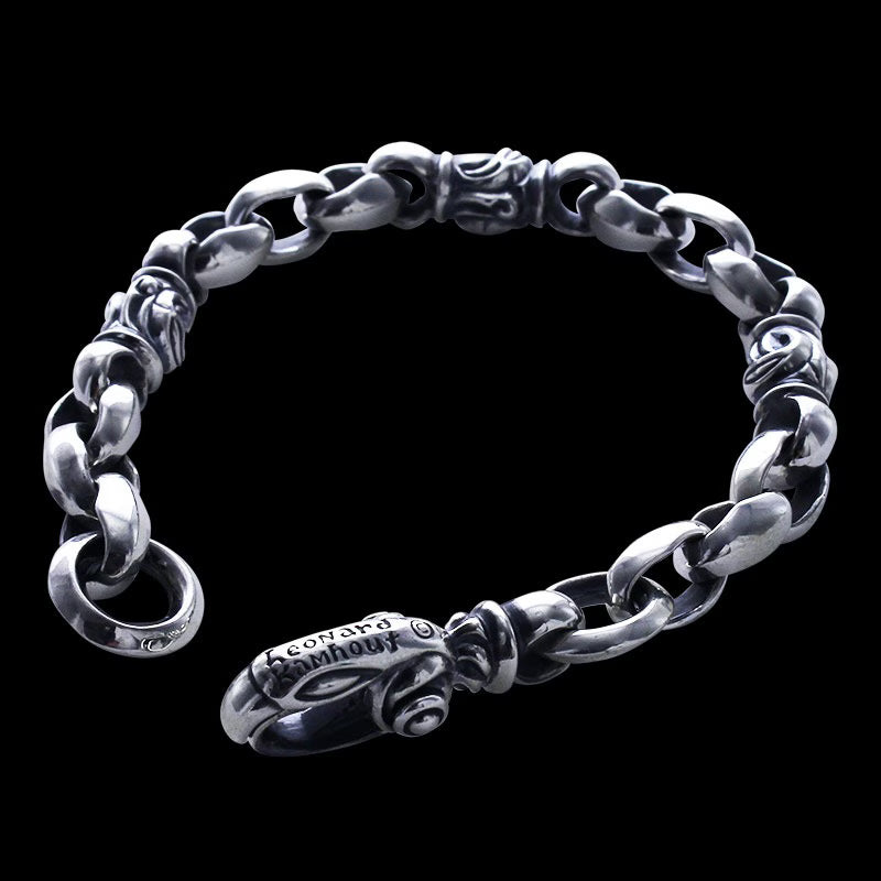 Silk Dove Bracelet (Leonard Kamhout Engraving)