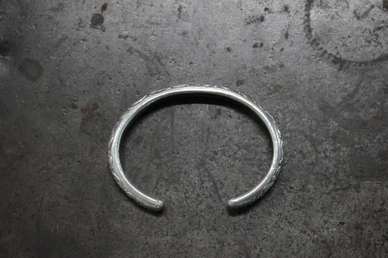 FCB-38 薄彫 CL 甲丸 bangle