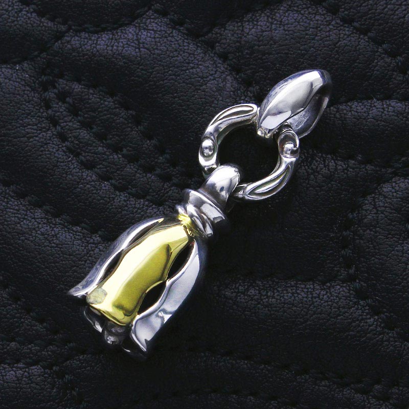 Silk Bell Pendant (S) with One 18K Gold Petal Linked Silk