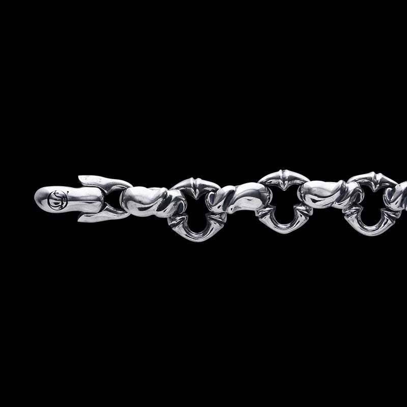 Caresses Bracelet (XS) with 1 Tear Bell