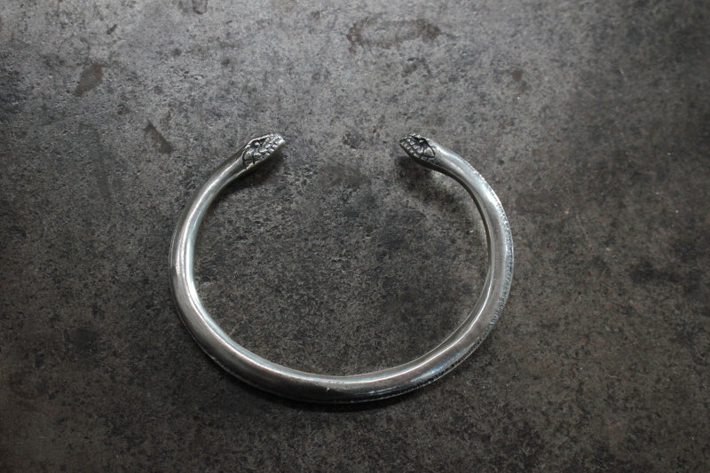 FCB-49 two snakes bangle