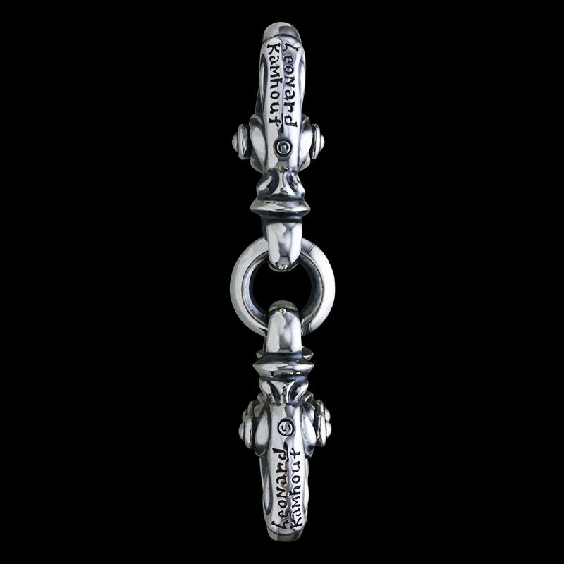 Linked clasp (plain circle) (Leonard Kamhout engraved)