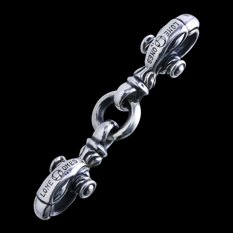 Linked clasp (plain circle)