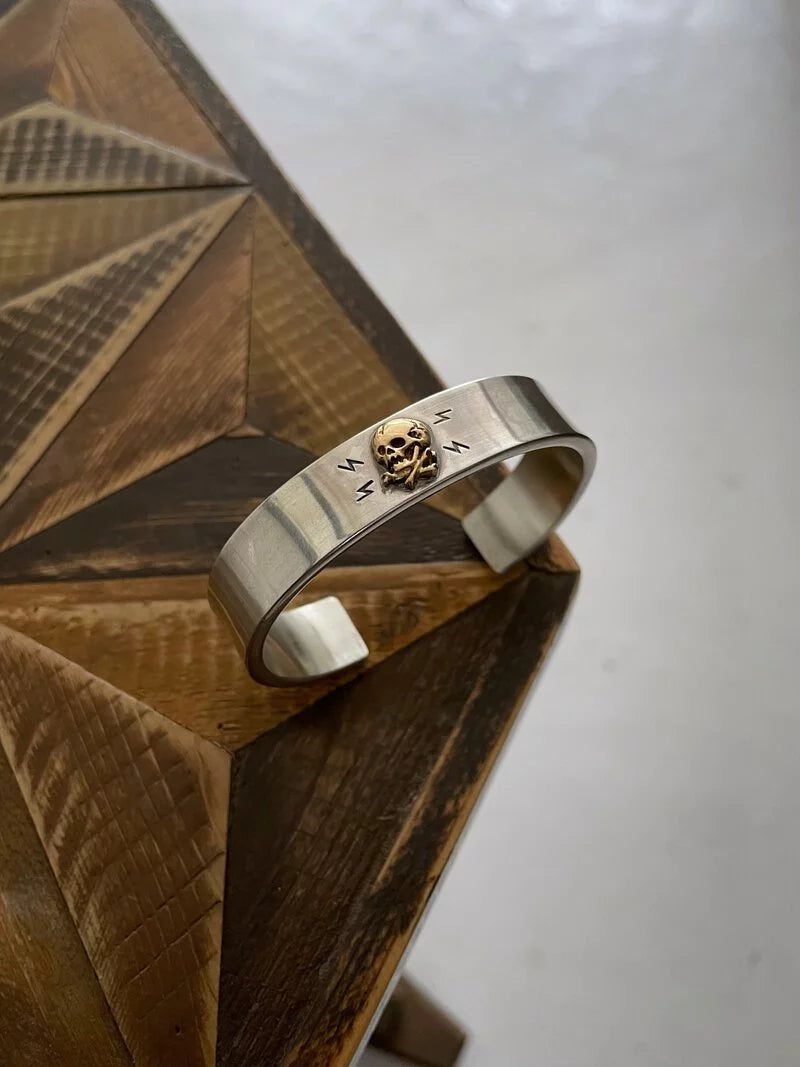 FCB-40 Flat Bangle w/K18 Skull