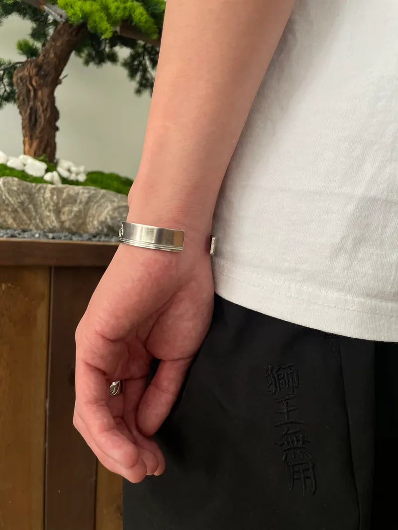 旭 Bangle