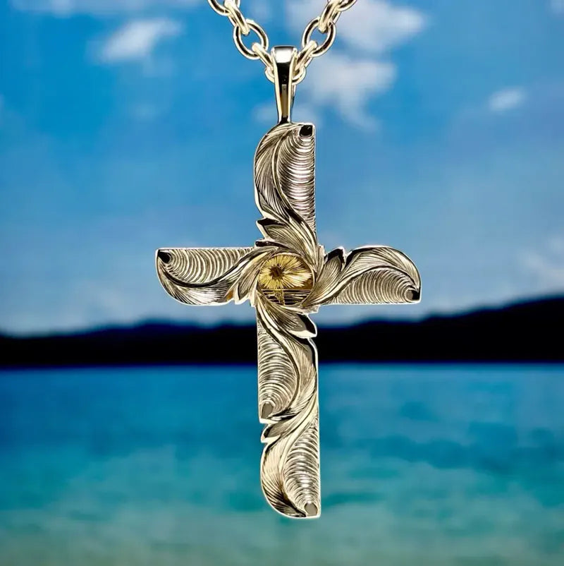 K18 Kaila motif cross pendant (Naru)
