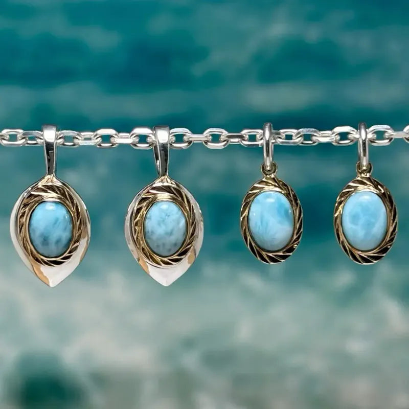 鳴島翔 Island Gem pendant (Larimar/18K bezel)