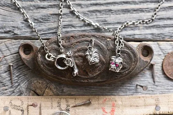 SMALL BULL SILVER ZIRCONIA ＋SILVER CHAIN