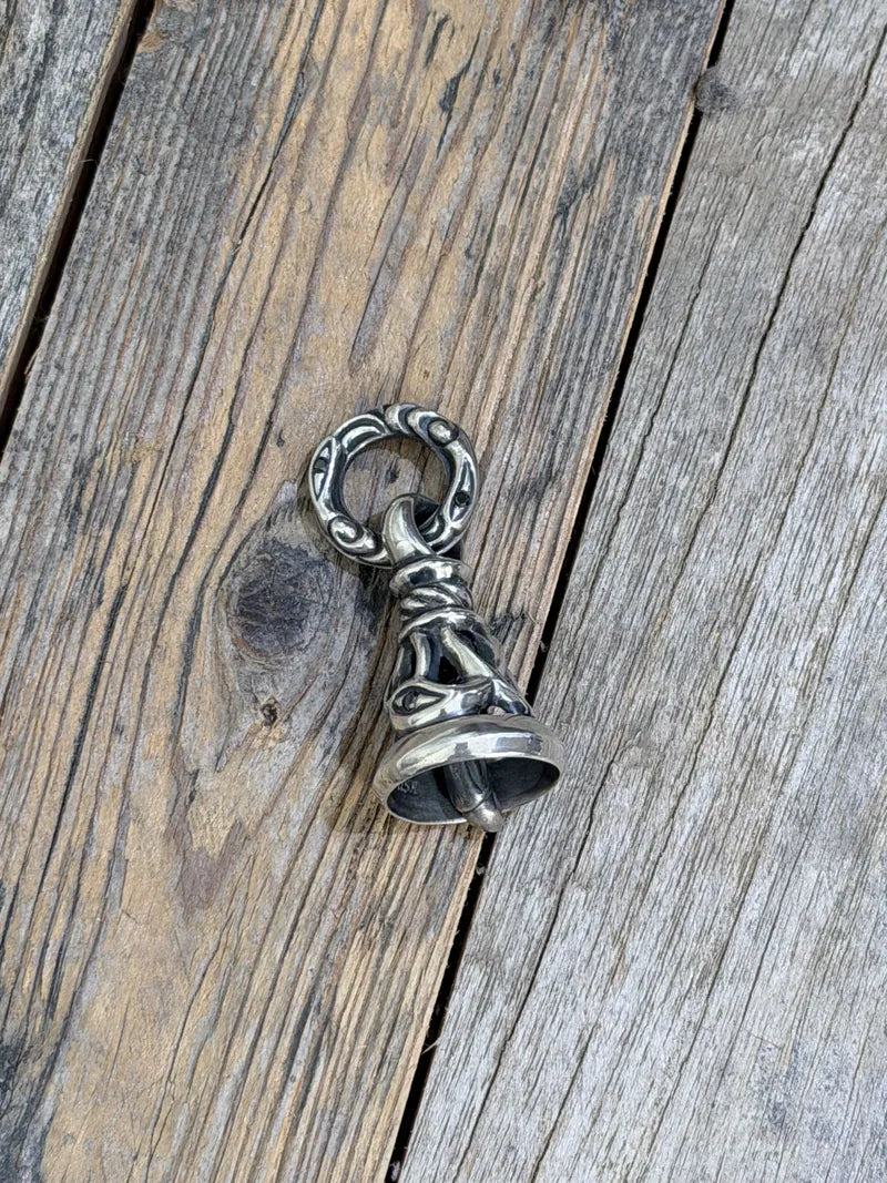 Crane Bell Pendant with 4 Diamonds