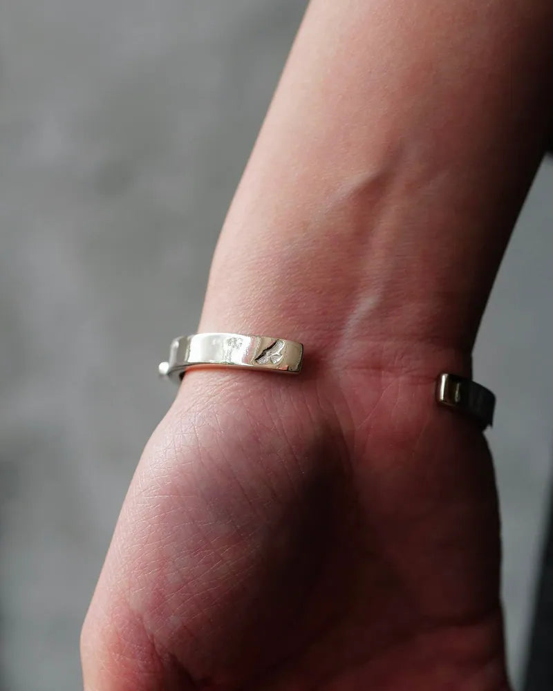 5mm飛行羽唐草bangle