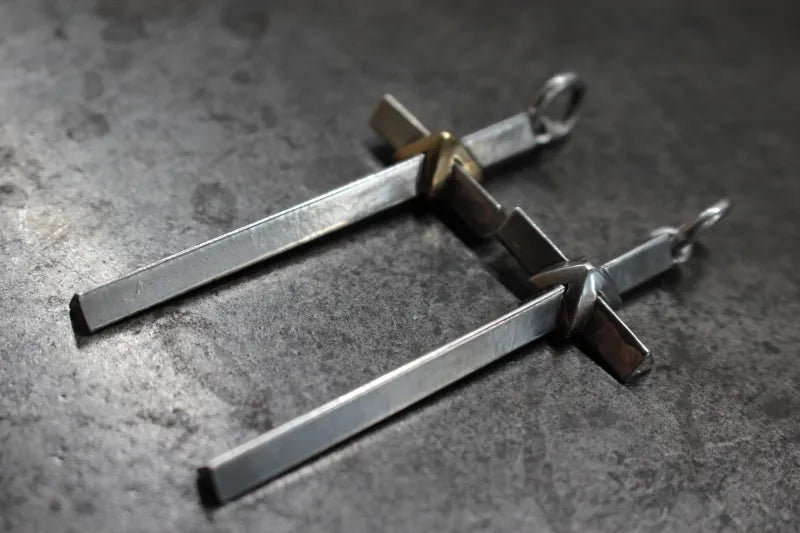 FCT-08 Triangle Cross w/shevron
