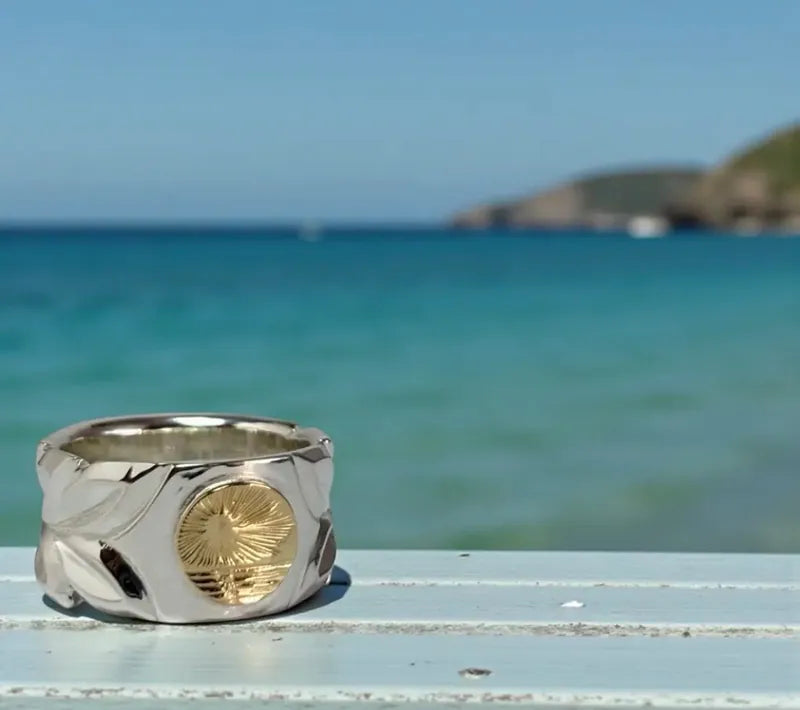 K18 Kaila Maile Motif Ring