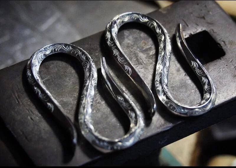 Silver Arabesque Keyholder