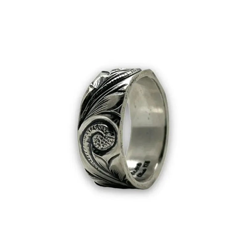 鳴島翔 K18 Motif Heritage Ring