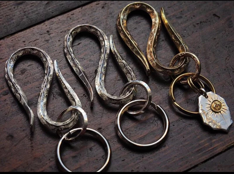 Silver Arabesque Keyholder