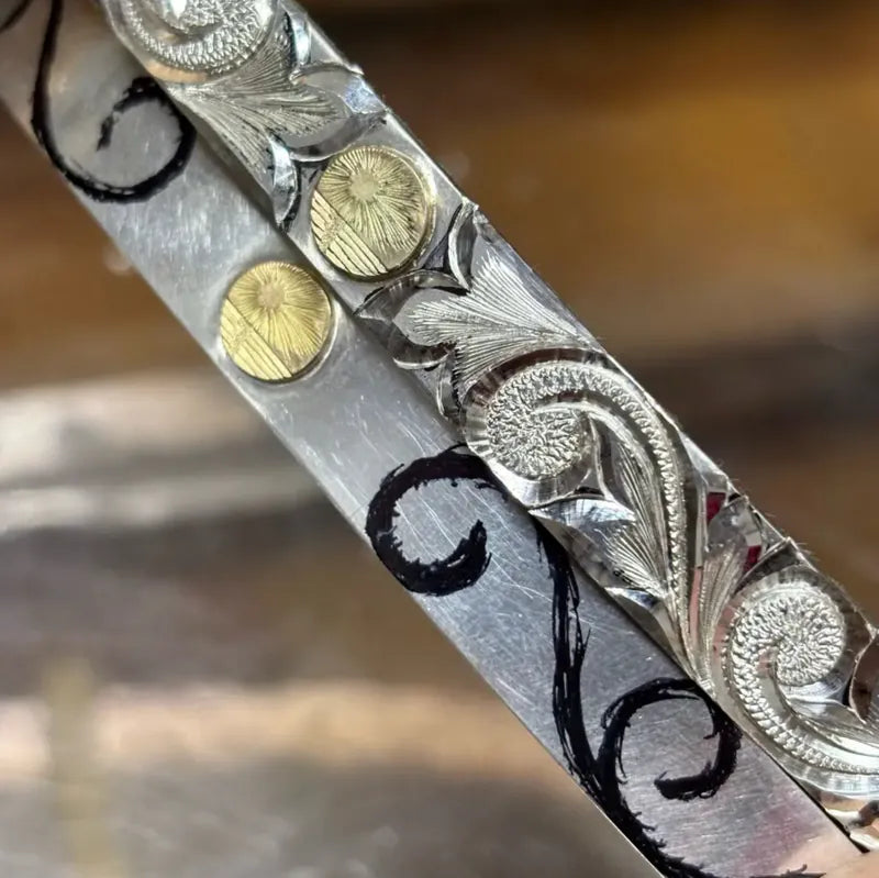 鳴島翔 K18 KaiLa motif 10mm Bangle (Heritage)