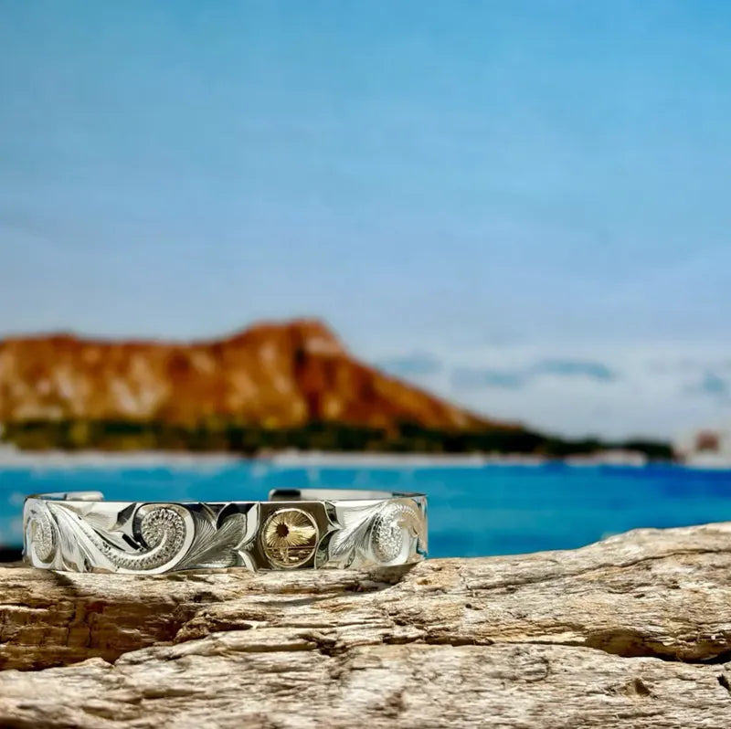 鳴島翔 K18 KaiLa motif 10mm Bangle (Heritage)