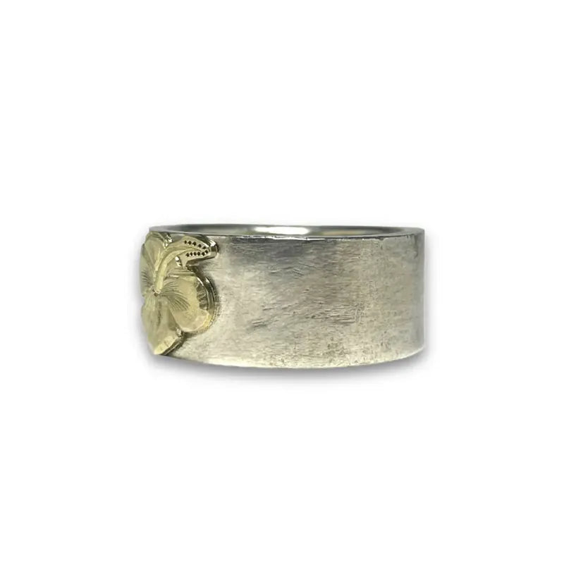 鳴島翔 K18 motif 10mm plain ring (Hibiscus)