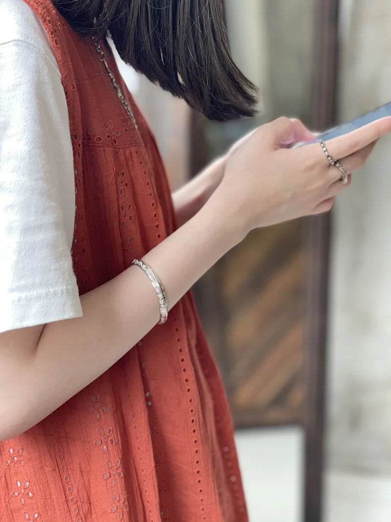 唐草 Triangle Bangle