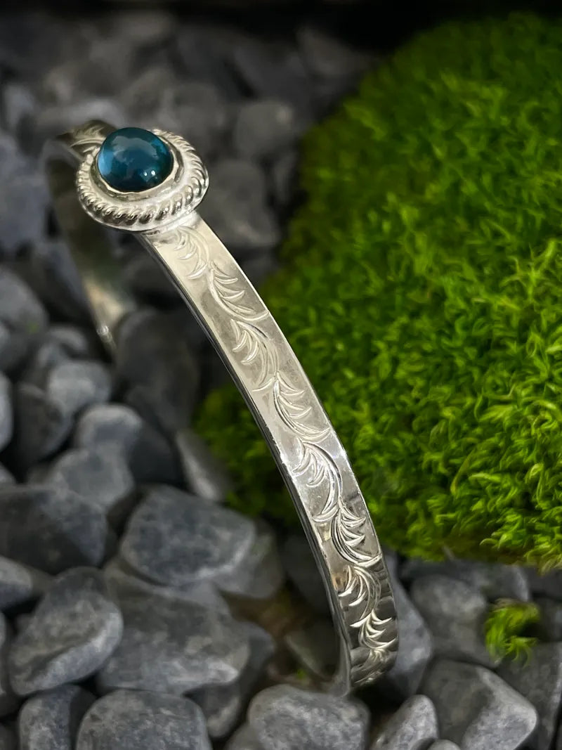 Blue Topaz 唐草5mm 手鐲