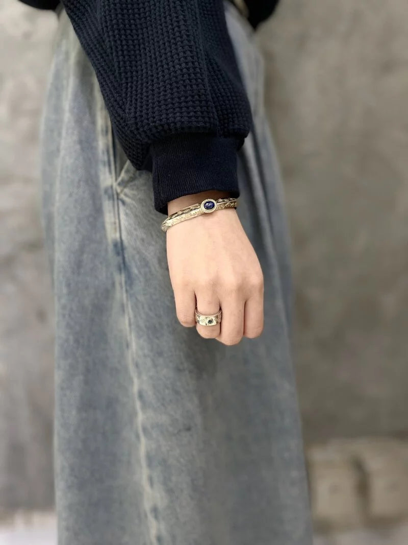 Lapis lazulitriangle arabesque bangle