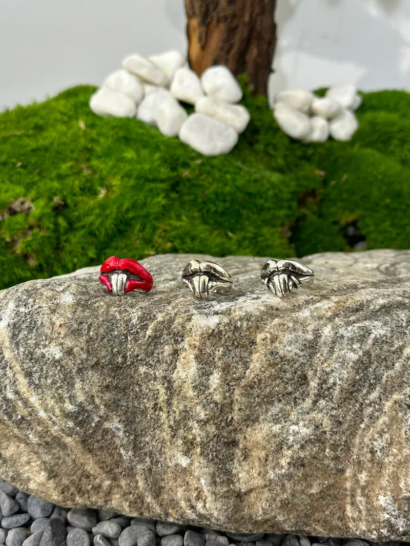 Red Color Rip Ring