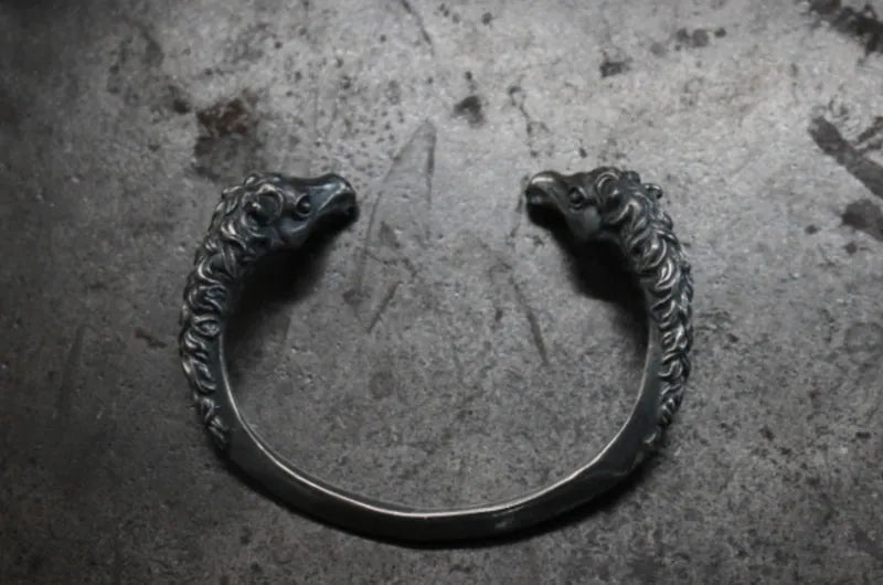 FCB-18 two horse bangle