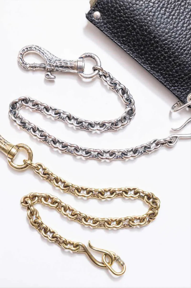 PLANE PEANUTS WALLET CHAIN