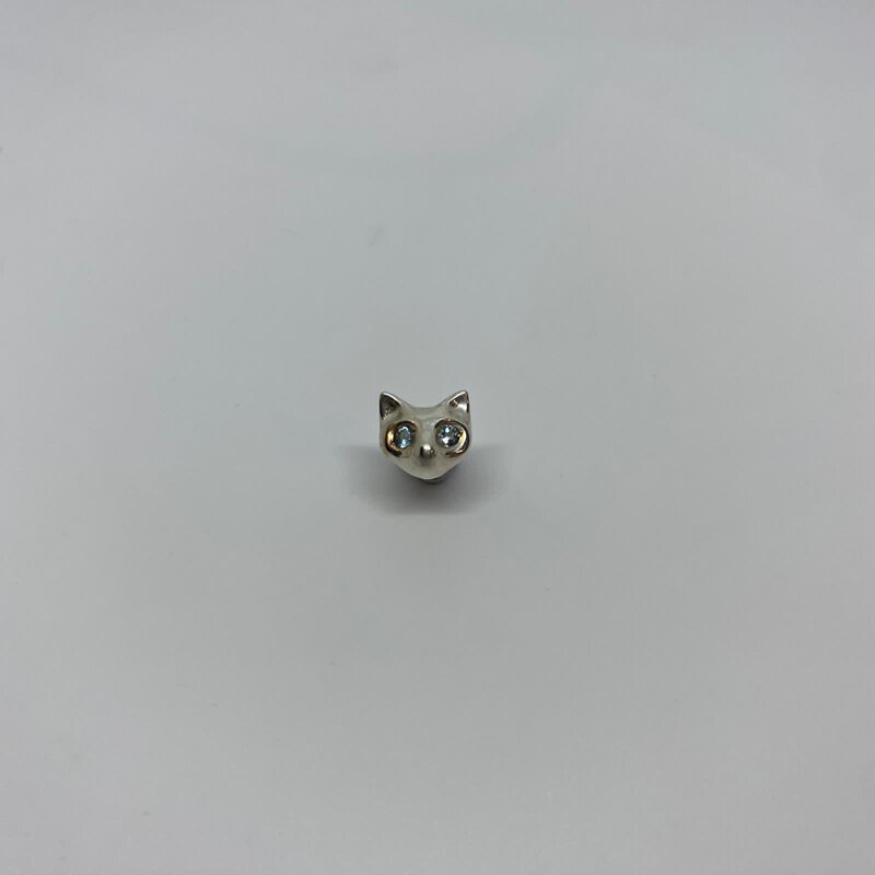 BBM Cat Earring With Stone