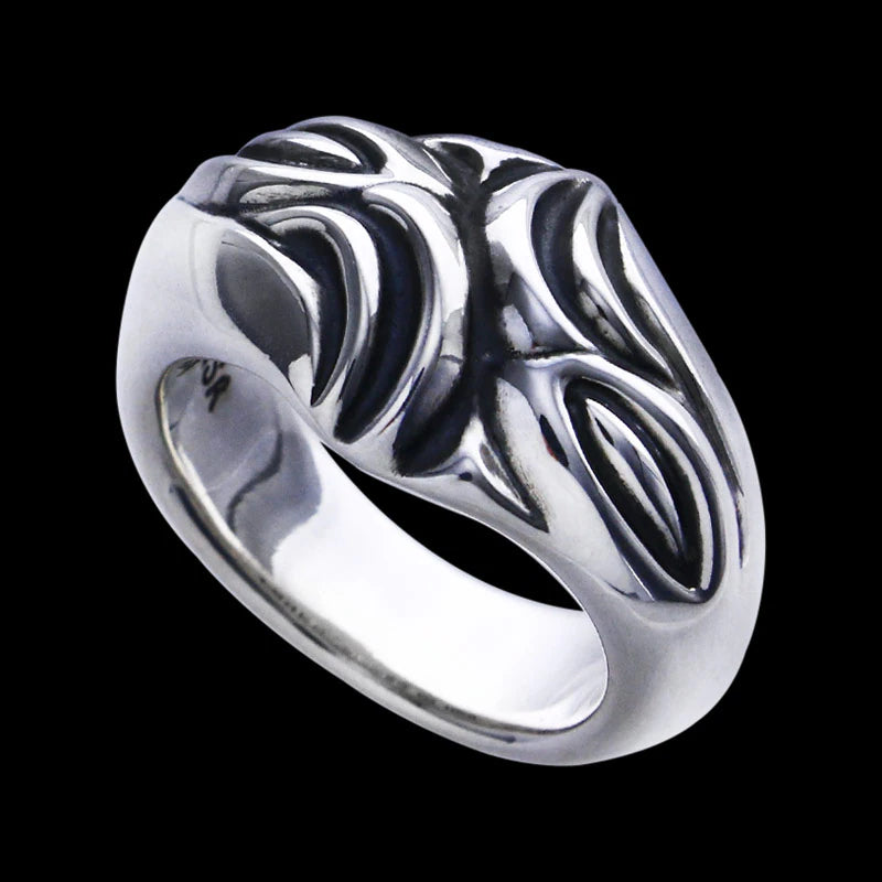 Curved Silk Ring (L)