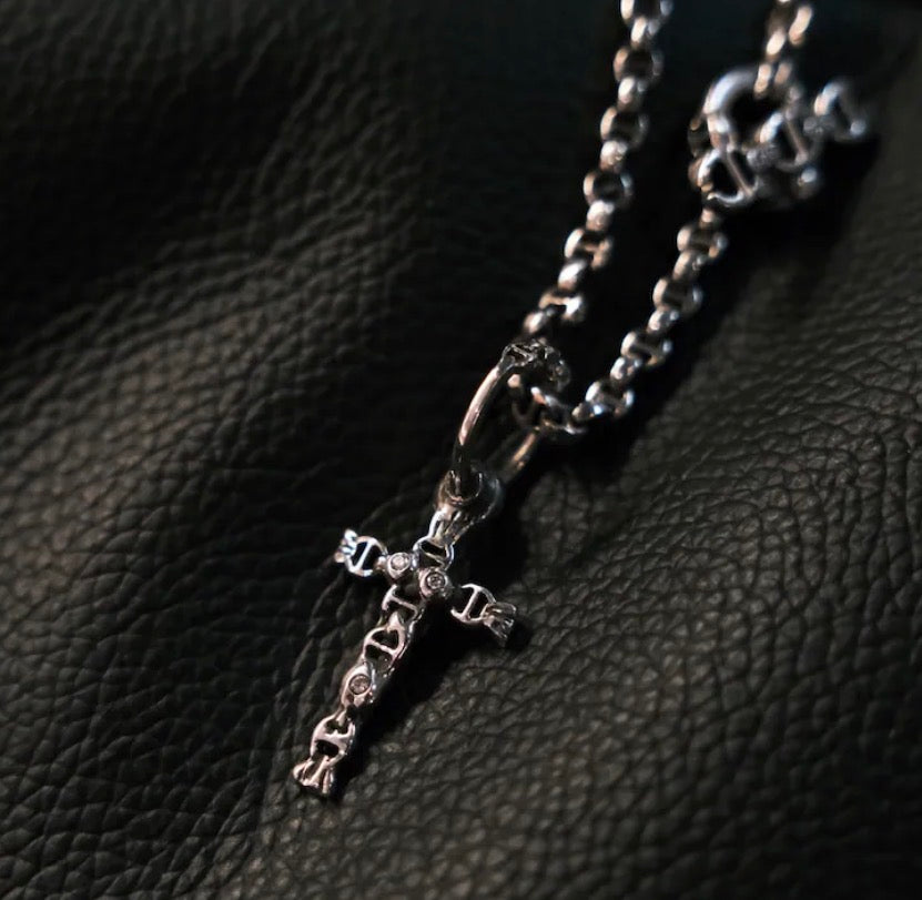 HB239D SMALL SACRED LINK CROSS PENDANT W/3 DIAMOND HITS