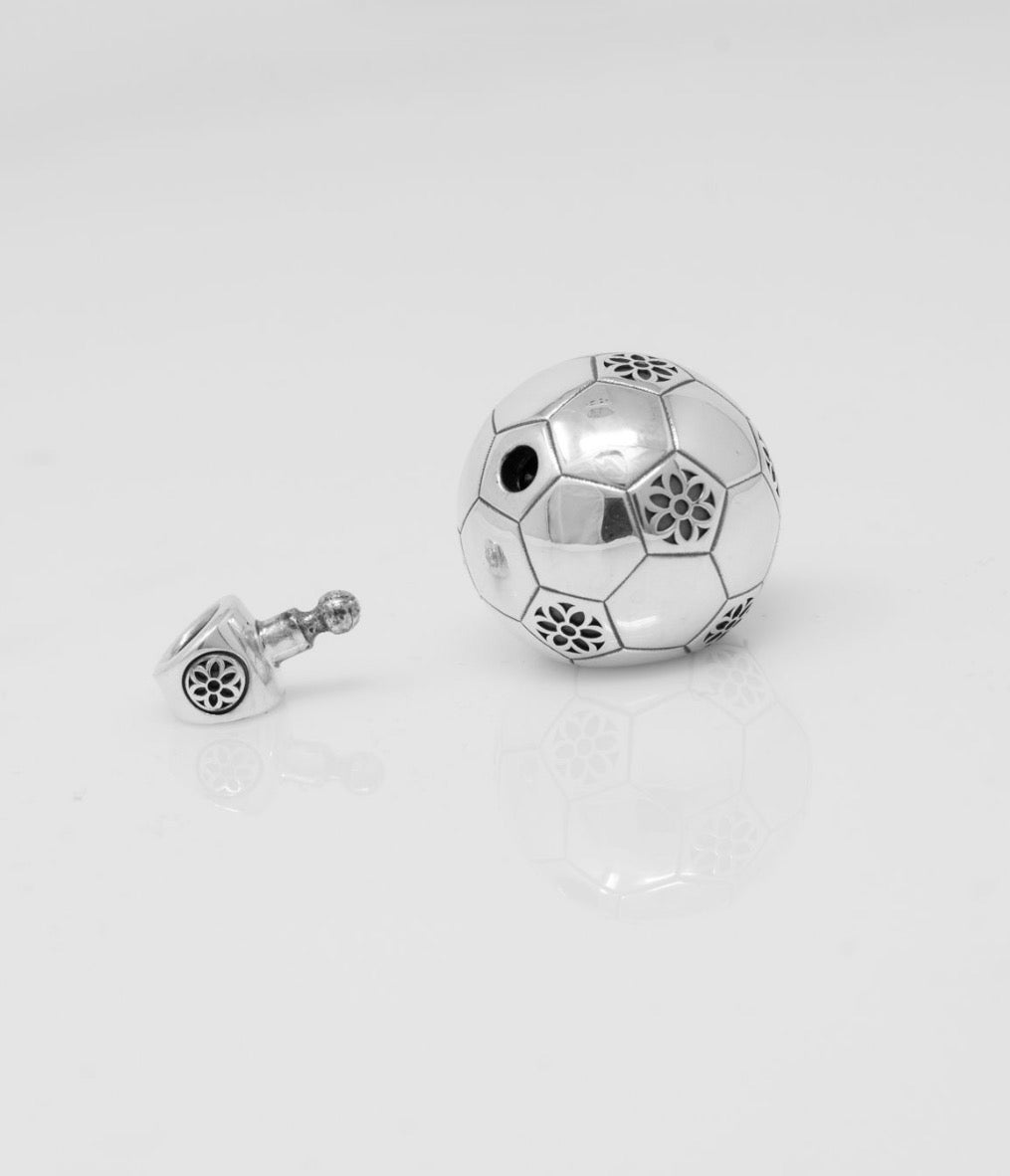Mid-Kick Pendant - Rosette