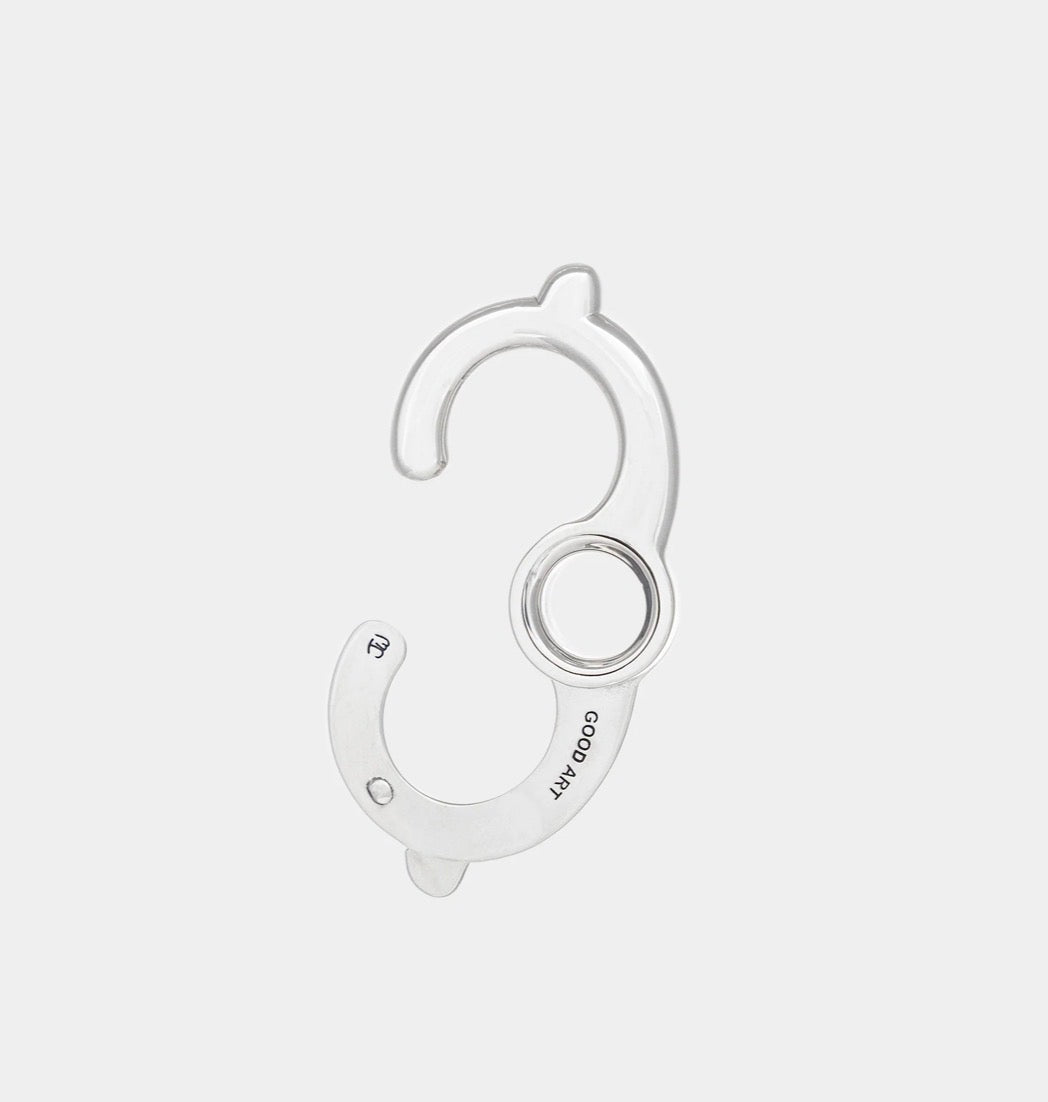 Sister Clasp - D
