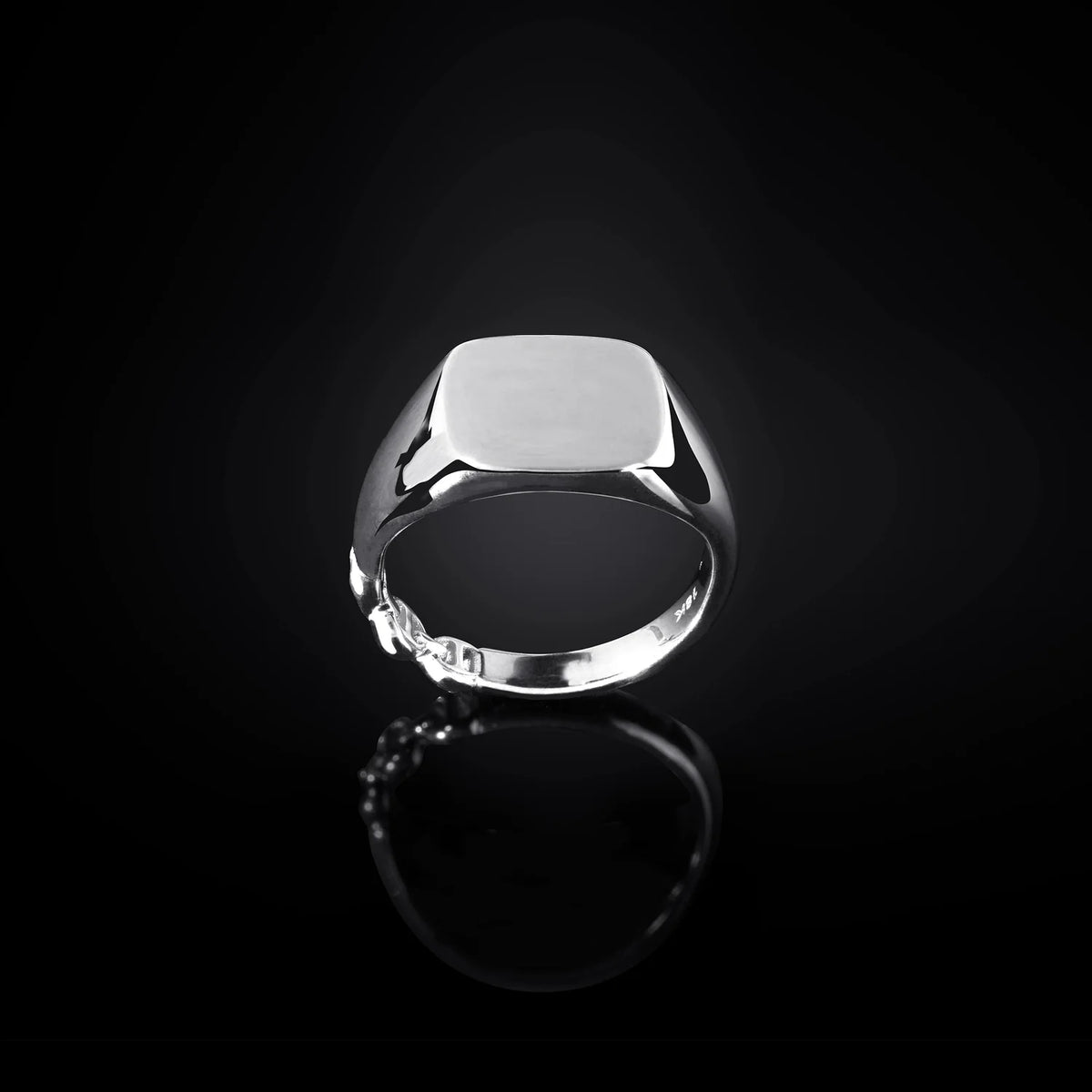 HB432 RECTANGLE SIGNET RING
