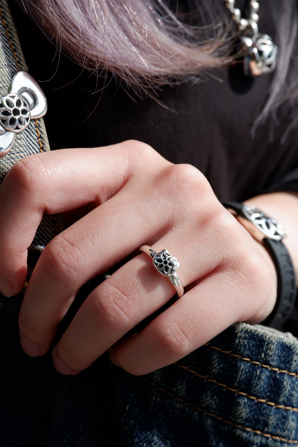Thin Band Ring - Hello Kitty