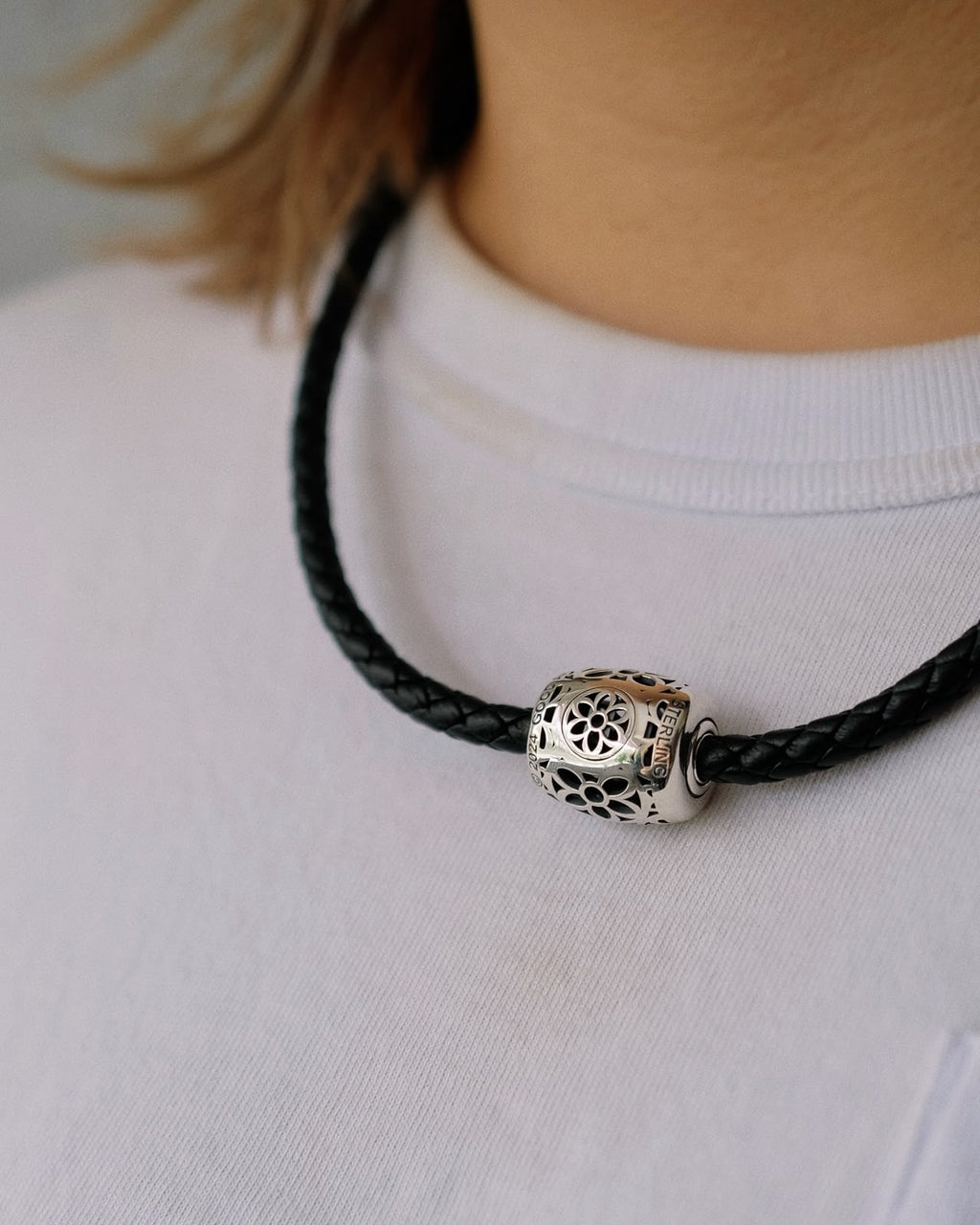 Pooka Necklace-Multi Rosette - Leather Braid